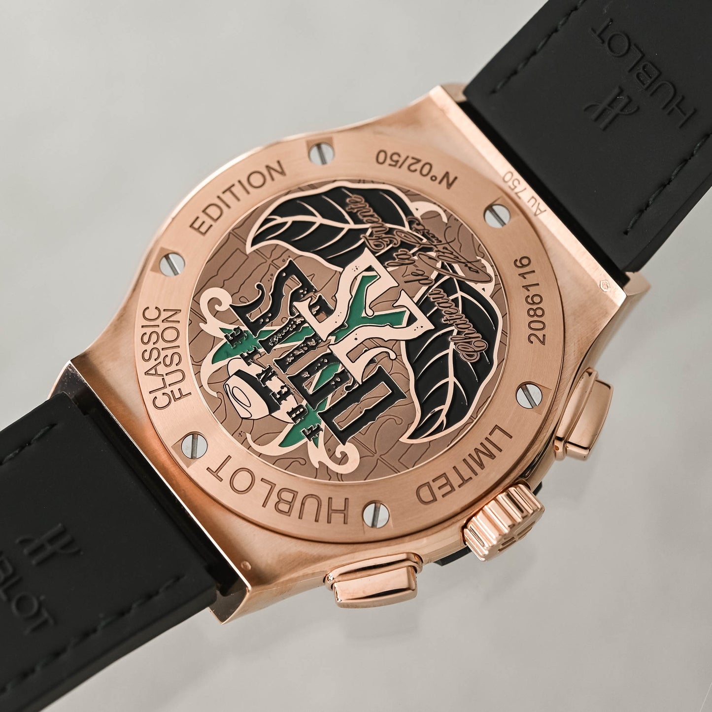 Hublot Classic Fusion Chronograph Arturo Fuente King Gold - Back