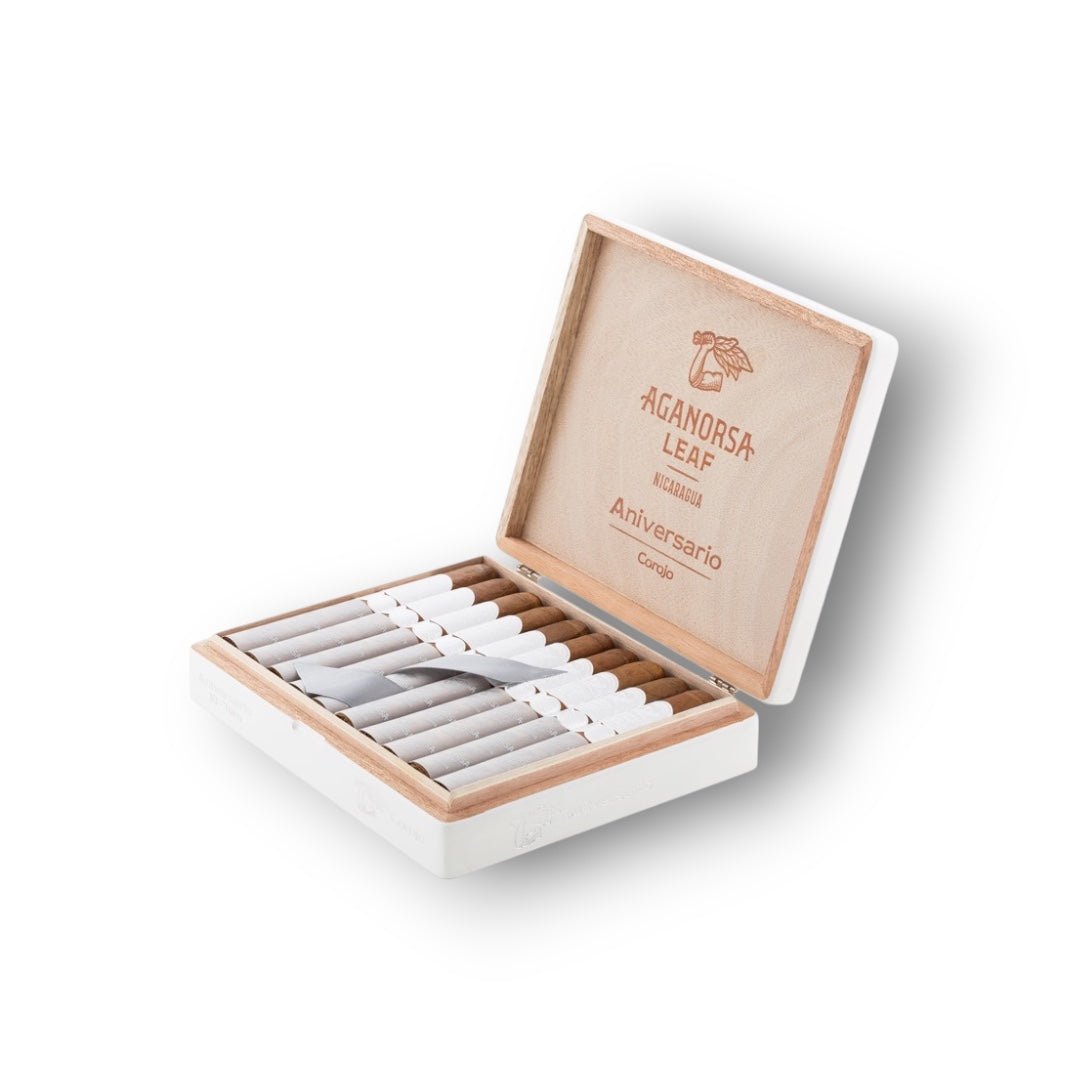 Aganorsa Leaf Anniversario Corojo Toro 