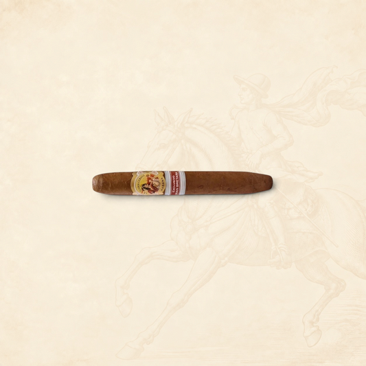 Arcadia Cigars La Gloria Cubana Britanicas Extra 2017 Gran Bretana cigar with ornate bands on a neutral background