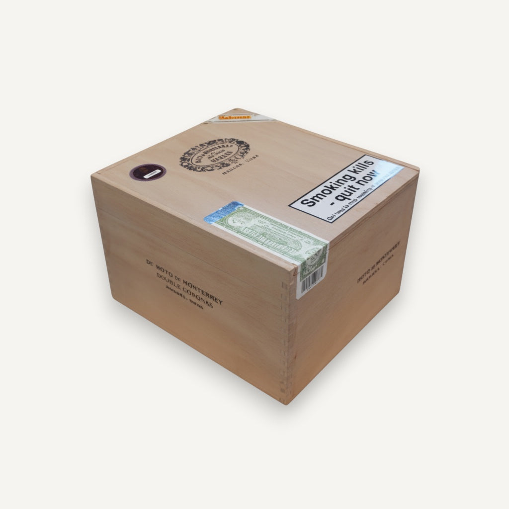 Arcadia Cigars Hoyo de Monterrey Double Coronas wooden cigar box with Cuban branding and health warning.
