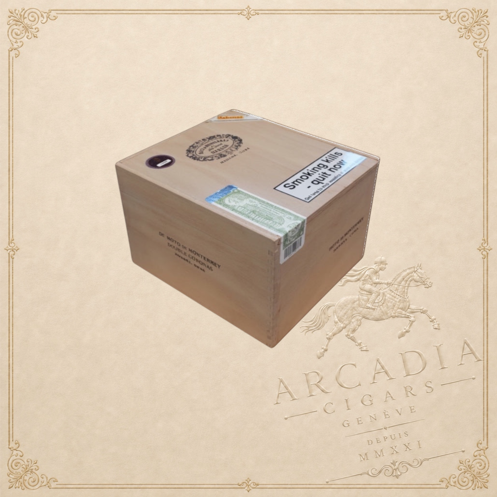 Arcadia Cigars Hoyo de Monterrey Double Coronas wooden cigar box with Cuban branding and health warning.